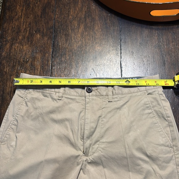Men’s J. Crew 7” Khaki Stretch Chino Shorts - 29” Waist - Like New!  🧡 - Picture 13 of 13